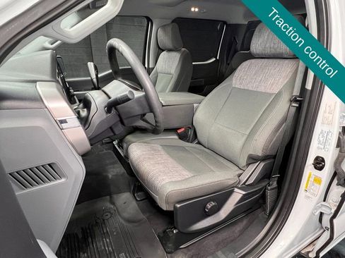 Used 2023 Ford F150 XLT image 3