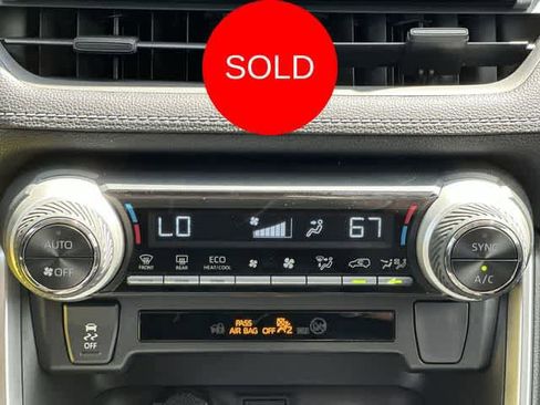 Used 2025 Toyota RAV4 LE AWD/4WD image 13