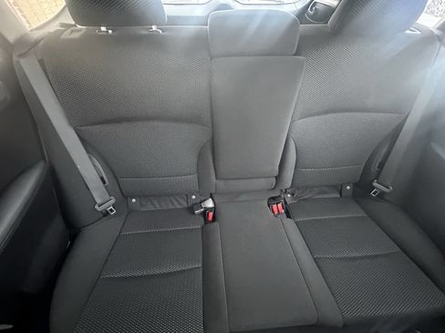 Used 2018 Subaru Outback 2.5i image 9