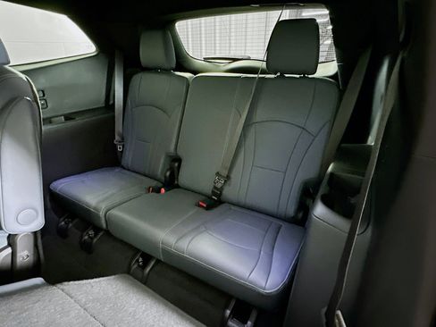 Used 2024 Buick Enclave Essence w/ Experience Buick Package image 30