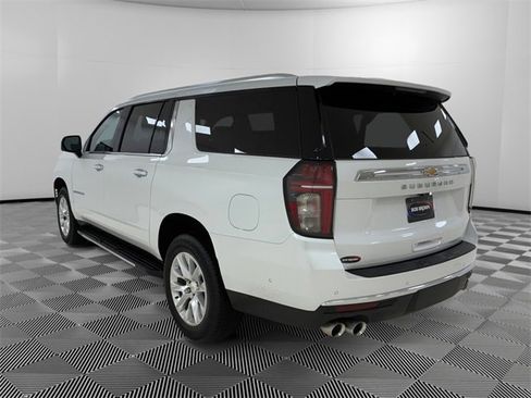 Used 2024 Chevrolet Suburban Premier w/ Advanced Technology Package image 5