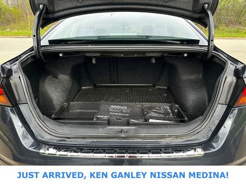 Certified 2021 Nissan Altima 2.5 SV AWD/4WD image 17