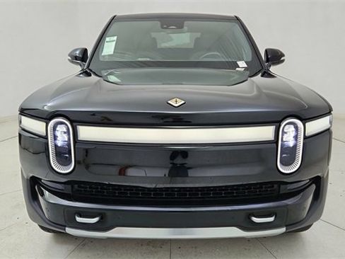 Used 2022 Rivian R1T Adventure image 13