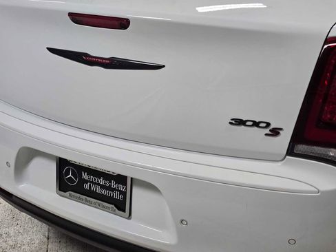 Used 2023 Chrysler 300 S RWD image 13