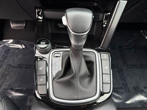 Certified 2024 Kia Seltos SX image 19