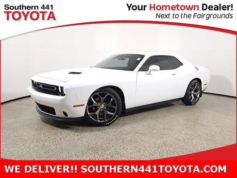 Used 2015 Dodge Challenger SXT Plus w/ Sound Group II image 1