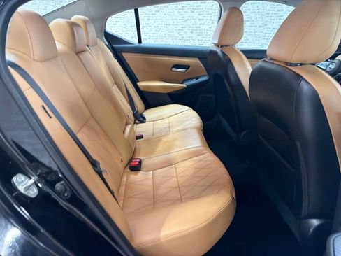Used 2023 Nissan Sentra SV w/ SV Premium Package FWD image 12