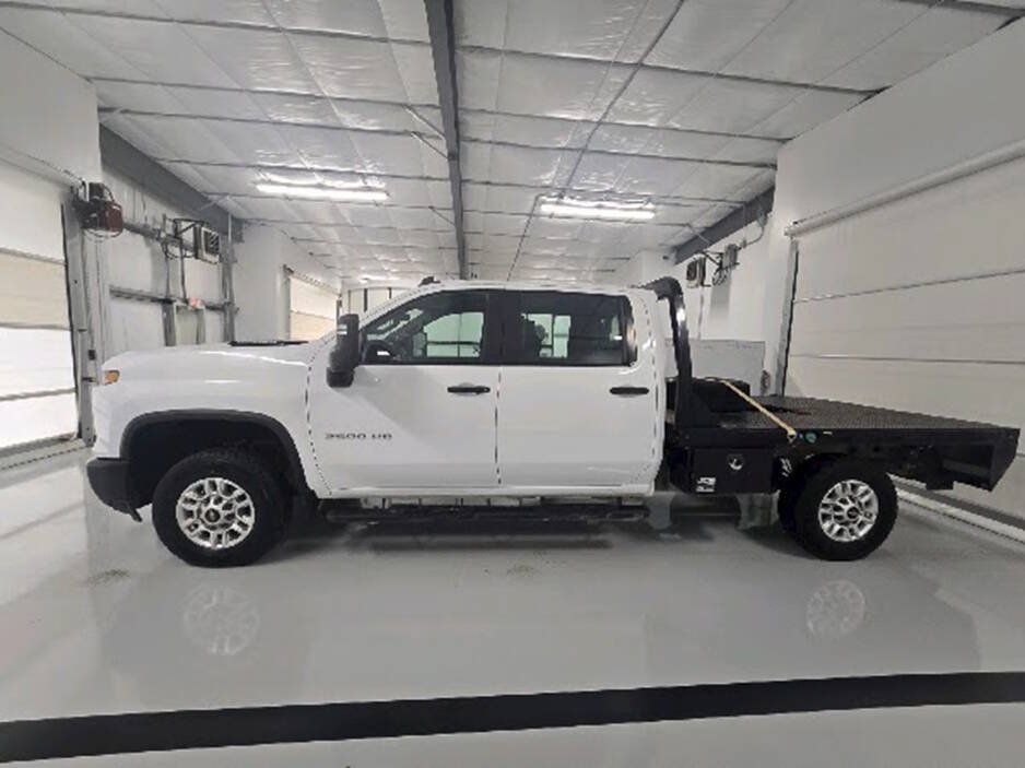 Used 2024 Chevrolet Silverado 2500 W/T w/ WT Fleet Convenience Package AWD/4WD image 4