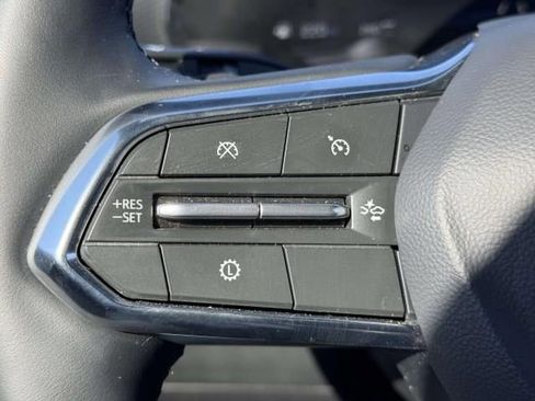 Certified 2026 Chevrolet Equinox LT w/ Convenience Package II image 17