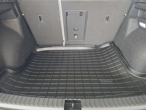 New 2026 Volkswagen Taos SE FWD image 27