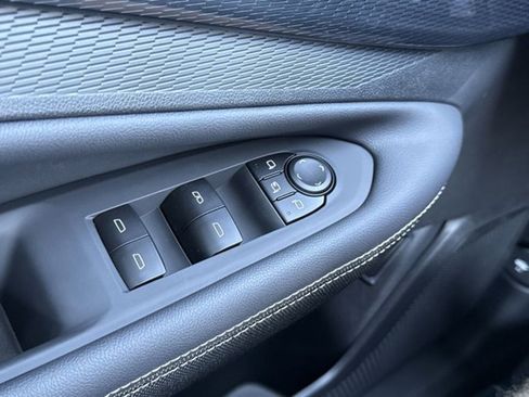 New 2025 Chevrolet Blazer EV LT FWD image 29