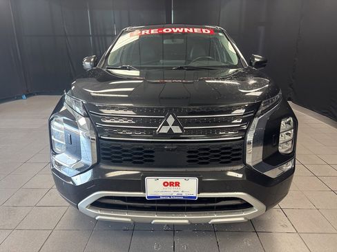 Used 2023 Mitsubishi Outlander SE image 11