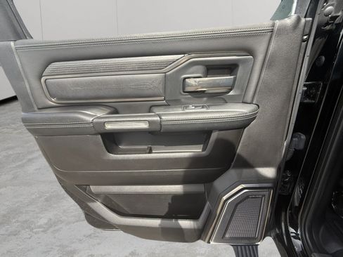 Used 2019 RAM 2500 Limited AWD/4WD image 28