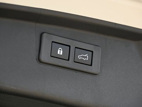 New 2025 Subaru Outback Premium image 16