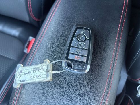 Used 2024 Ford Escape ST-Line AWD/4WD image 21