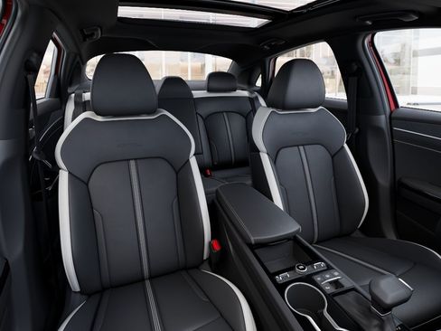 New 2026 Kia K5 GT-Line w/ GT-Line Premium Package FWD image 15