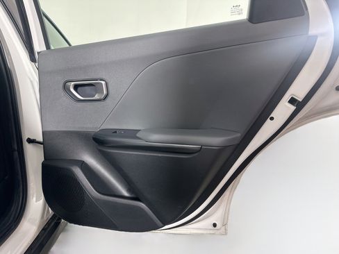 Used 2025 Kia K4 FWD image 28