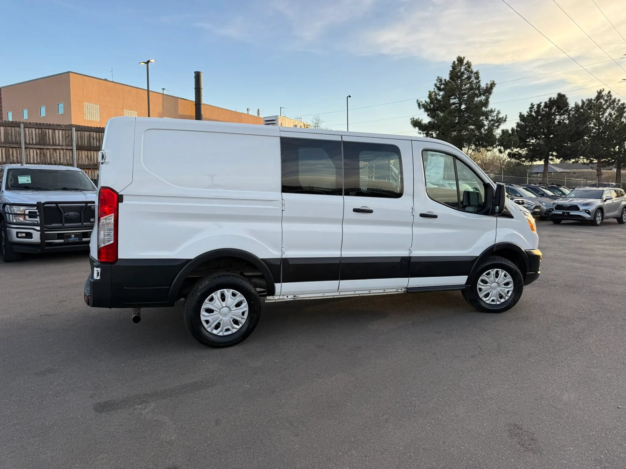 Used 2021 Ford Transit 250 Low Roof w/ Exterior Upgrade Package RWD image 6