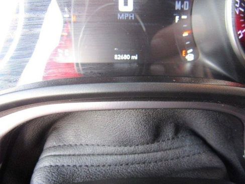 Used 2021 Dodge Challenger SXT w/ Driver Convenience Group RWD image 20