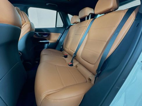 New 2026 Mercedes-Benz GLC 300 image 7