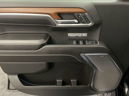 Used 2023 GMC Sierra 1500 Denali image 16