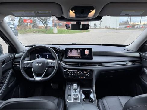 Used 2025 INFINITI QX60 Luxe image 6