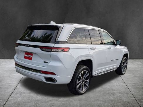 Used 2022 Jeep Grand Cherokee Overland w/ Adv Protech Group III AWD/4WD image 5