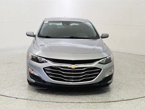 Used 2024 Chevrolet Malibu LT FWD image 2