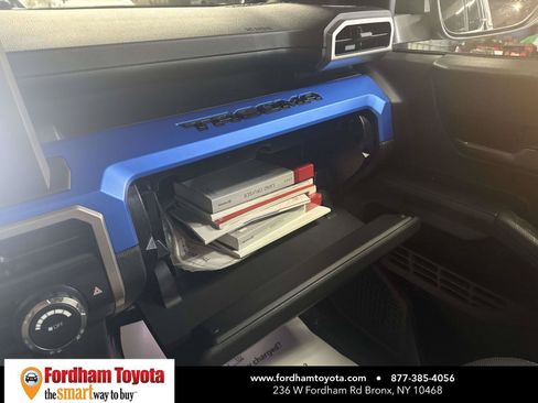Used 2025 Toyota Tacoma TRD Off-Road AWD/4WD image 30