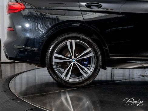 Used 2021 BMW X7 M50i AWD/4WD image 15