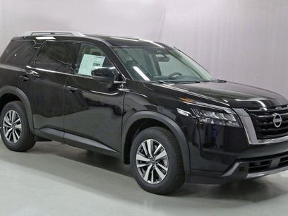 New 2025 Nissan Pathfinder SL