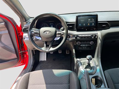 Used 2020 Hyundai Veloster N w/ Performance Package image 21