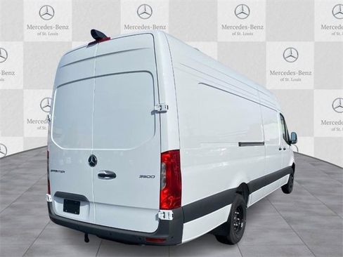 New 2025 Mercedes-Benz Sprinter 3500 image 3