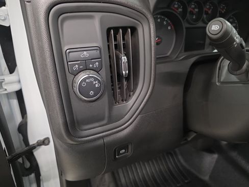 Used 2025 Chevrolet Silverado 1500 W/T RWD image 16