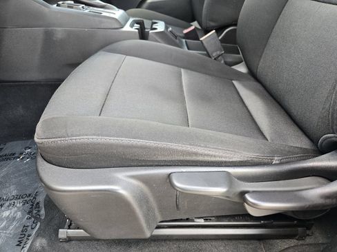 Used 2023 Chevrolet Colorado W/T RWD image 23