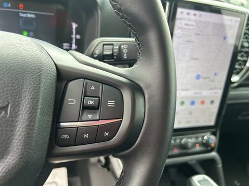 Used 2025 Ford Ranger XLT image 19