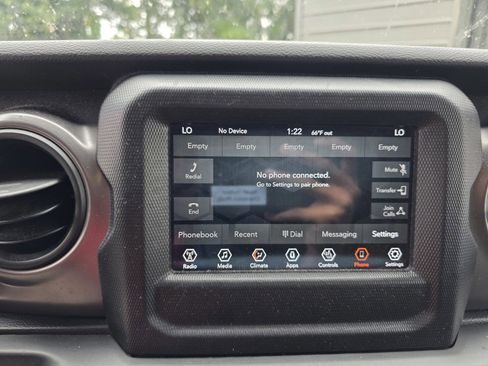 Used 2022 Jeep Wrangler Unlimited Sport AWD/4WD image 6