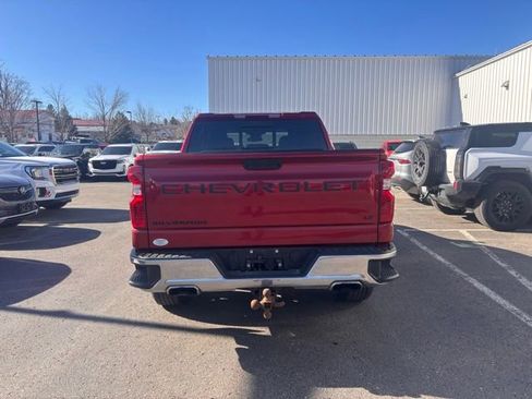 Used 2024 Chevrolet Silverado 1500 LT w/ Z71 Off-Road Package AWD/4WD image 7