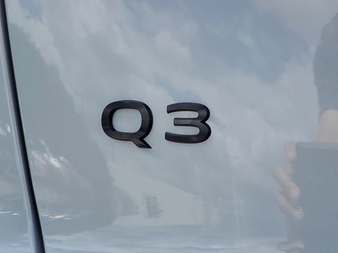 New 2026 Audi Q3 quattro 2.0T AWD/4WD image 7