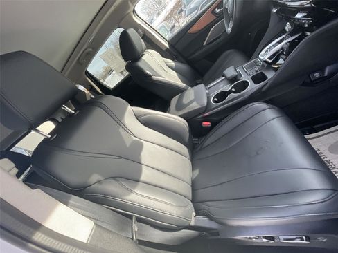 Used 2022 Acura MDX SH-AWD image 21
