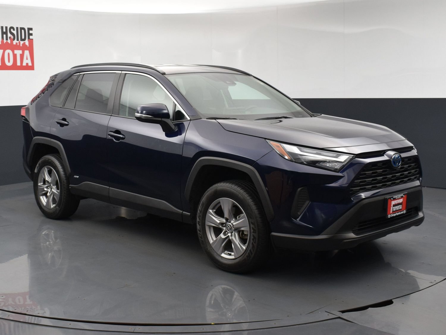 Used 2024 Toyota RAV4 XLE AWD/4WD image 6