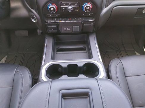 Used 2019 Chevrolet Silverado 1500 LT Trail Boss image 19