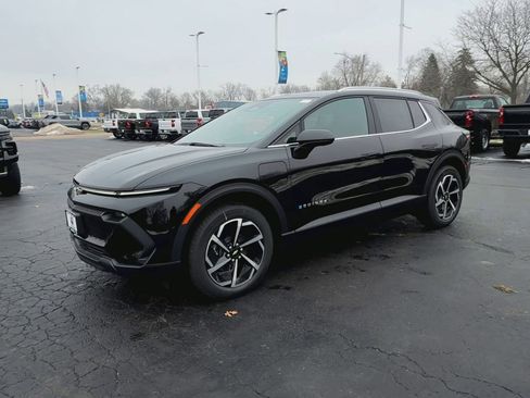New 2026 Chevrolet Equinox EV LT w/ LPO, All-Weather Mat Package AWD/4WD image 36
