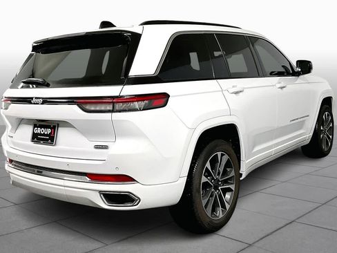 Used 2025 Jeep Grand Cherokee Overland w/ Trailer Tow Package image 12