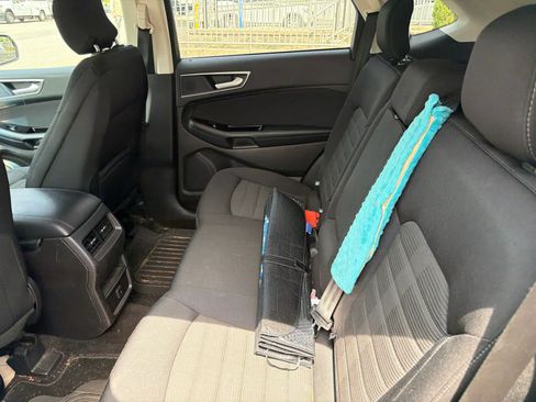 Used 2018 Ford Edge SEL AWD/4WD image 7