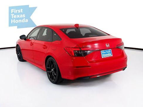 Used 2023 Honda Civic Sport image 5