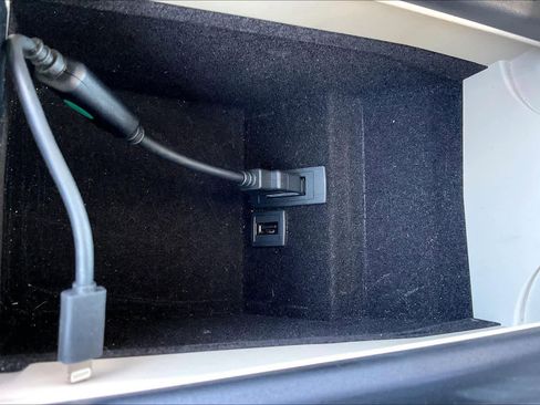 Used 2014 Mercedes-Benz E 350 Coupe image 35