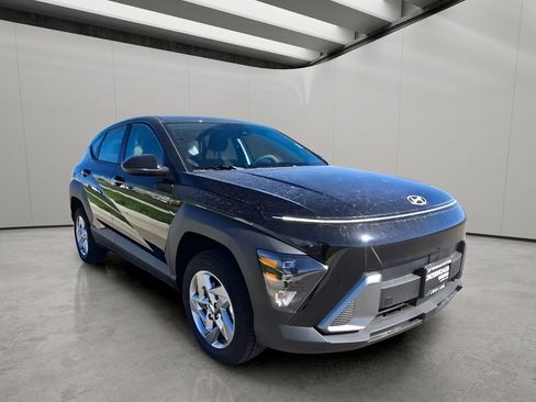 Used 2026 Hyundai Kona SE AWD/4WD image 8