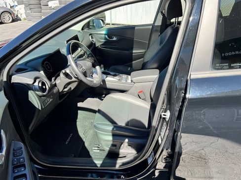 Used 2023 Hyundai Kona Limited w/ Cargo Package image 17
