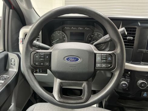 Used 2025 Ford F350 XL w/ XL Chrome Package image 14